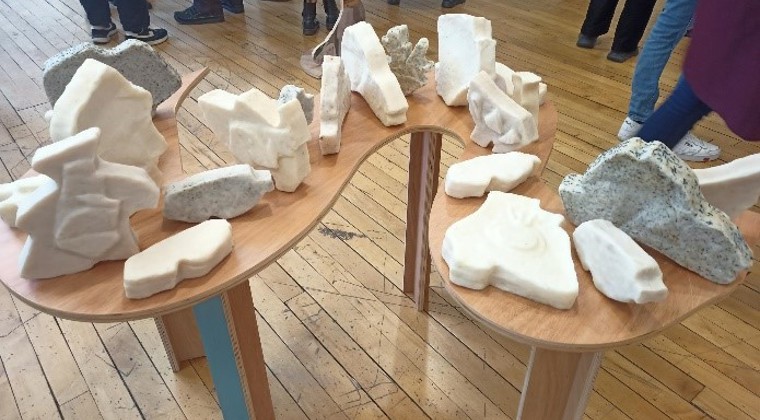  Monuments for the Present