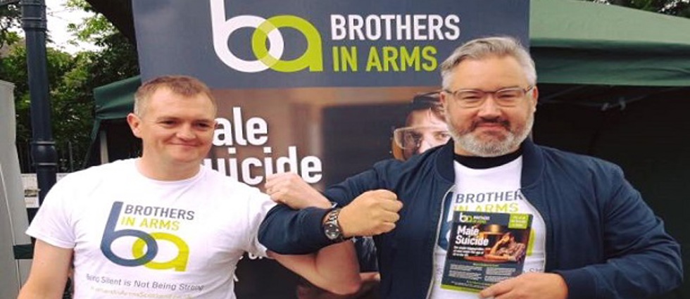 see me volunteers des and gary